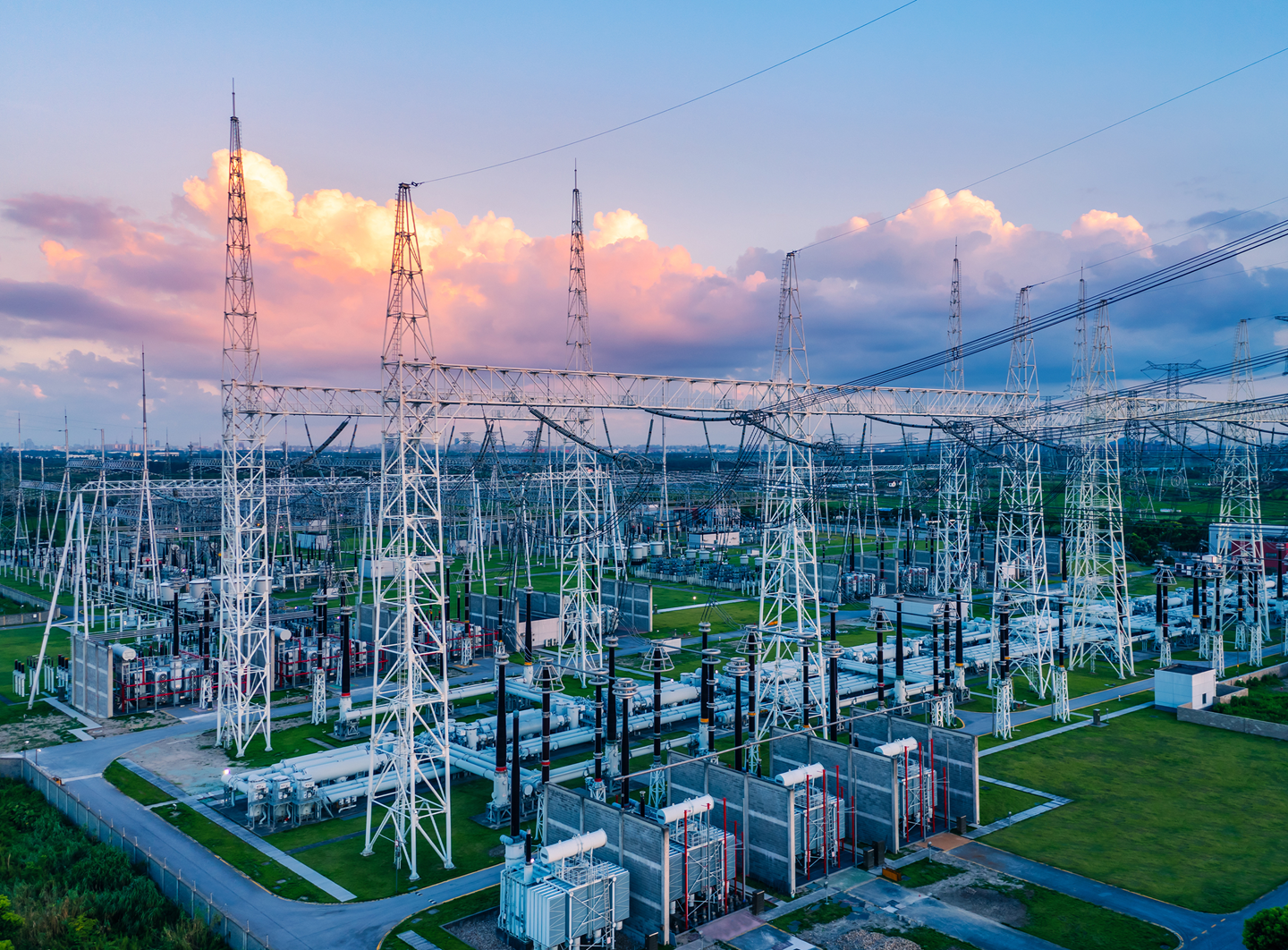 Southwest Power Pool (SPP) Partners with Hitachi to Develop Advanced AI Solution for Critical Power Transmission Reliability and Flexibility Challenges